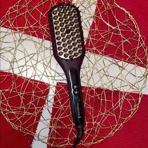 Remington Pro 2-in-1 Heated Straightening Brush